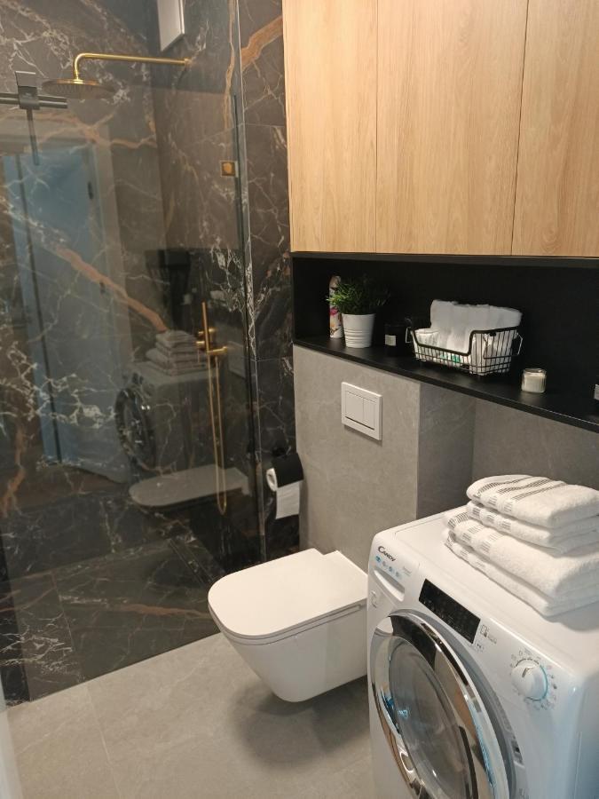 Apartament Maris Gdynia - Śródmieście - Klimatyzacja - Prywatny Parking Zewnętrze zdjęcie